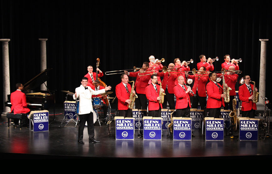 Glenn Miller Orchestra performs at Arts Center