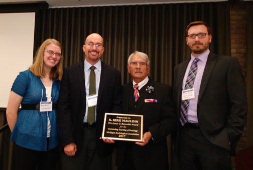 Mauldin with MSA Reynolds Award