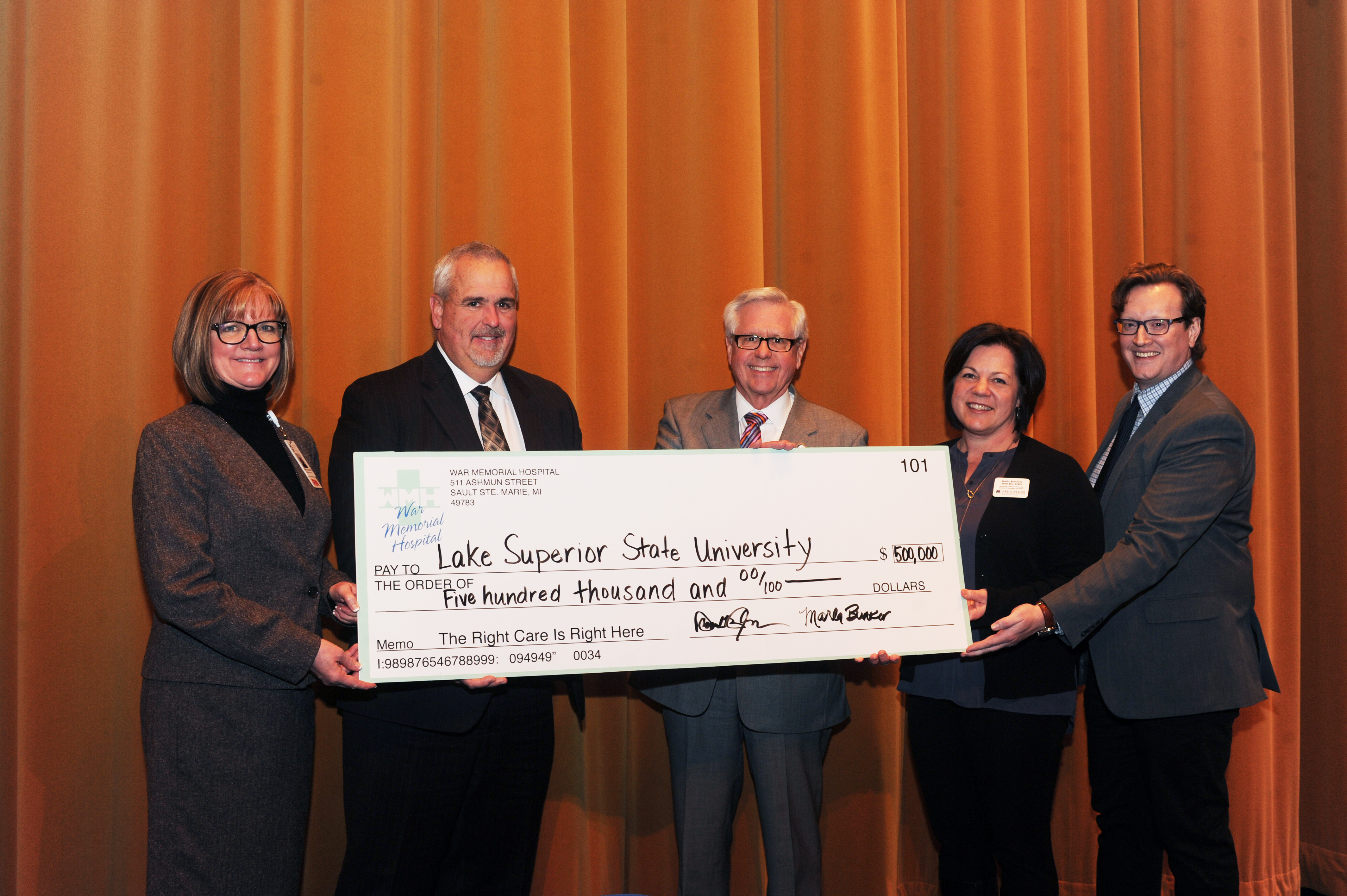 War Memorial Hospital presents $500,000 check to LSSU for Simulation Center