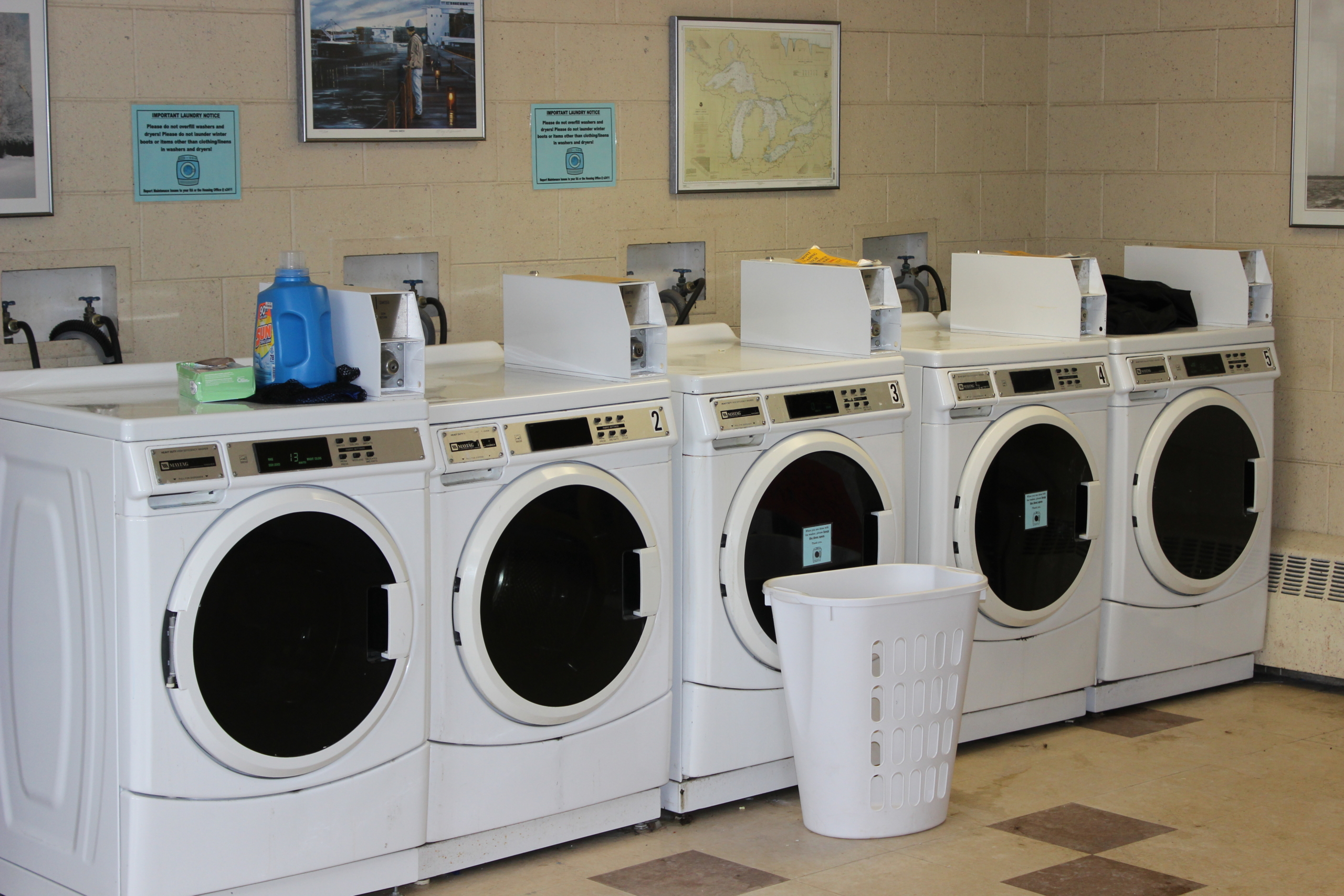 Townhouse Apartment Laundry Facility